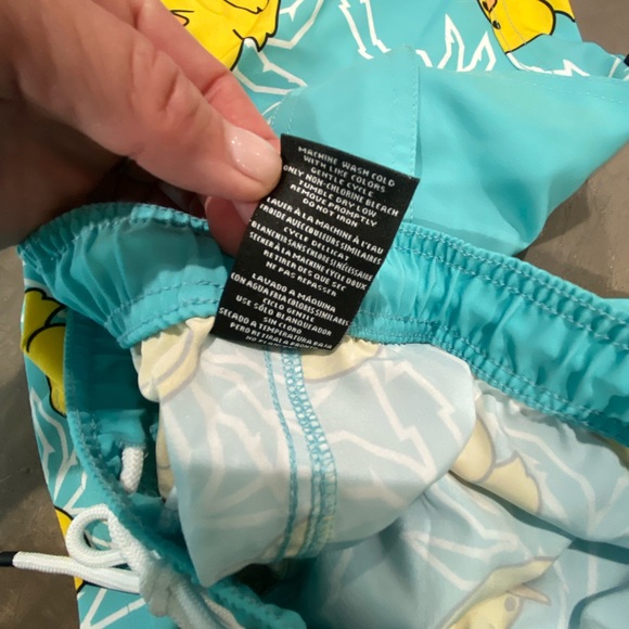 Unisex 🐥board shorts by NEFF! Side pockets and a large pocket in back- see pic! - Picture 11 of 11